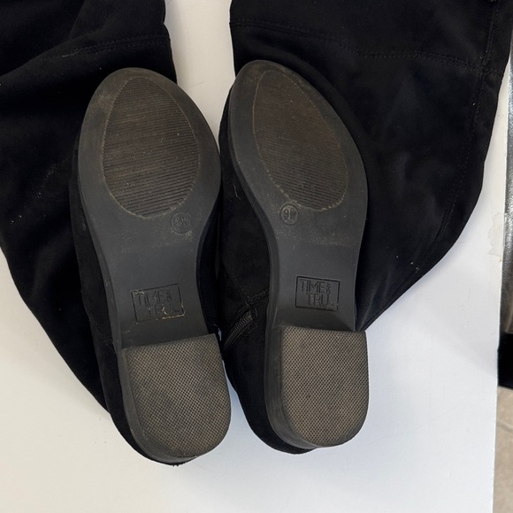 Women's Black Knee-High Boots 9W - Picture 4 of 5